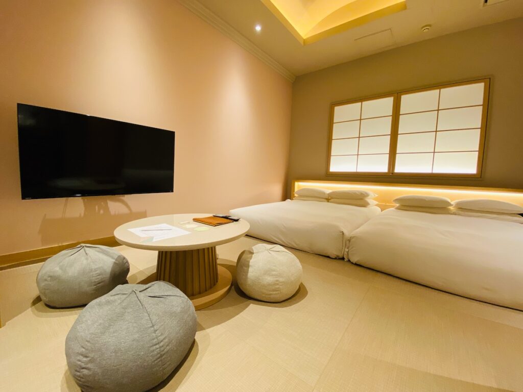Tatami Wide Bed Twinの部屋